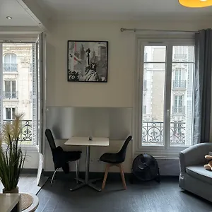  Séjour chez l'habitant Cosy Chatelets Les Halles